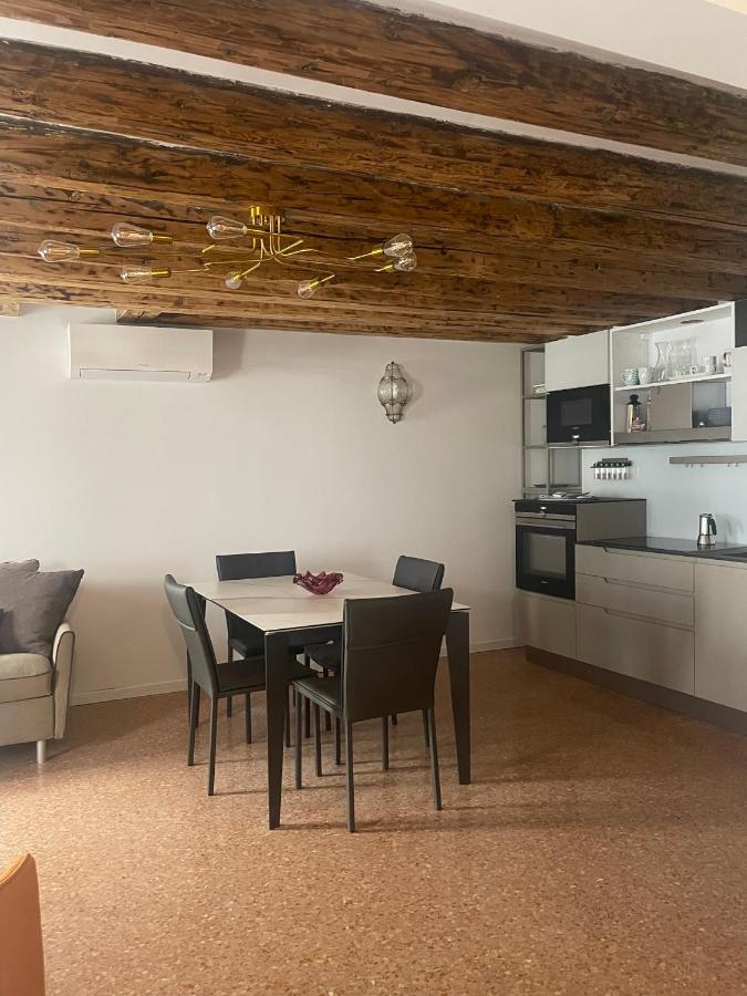 Ca' Ai Sospiri Apartment Venice Luaran gambar